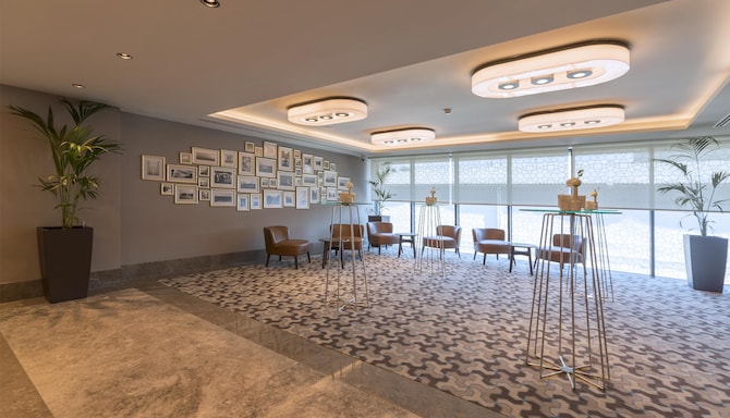 Meeting Room Foyer