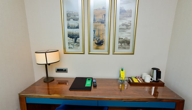 Golden Tulip Istanbul Bayrampasa - fk