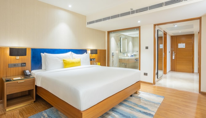 Golden Tulip Jaipur - Super Deluxe Room