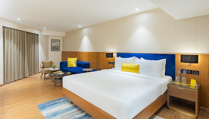 Golden Tulip Jaipur - Super Deluxe Room