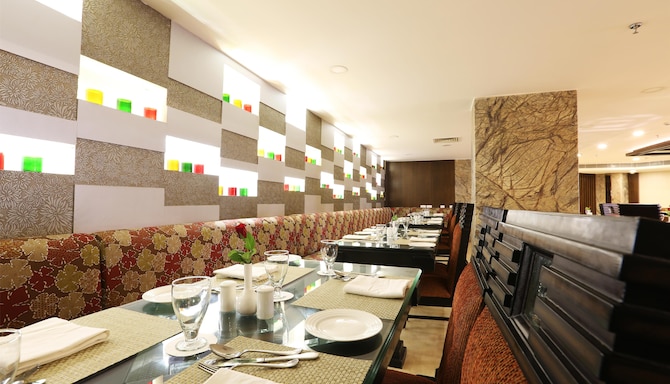 Golden Tulip Jaipur - Marigold