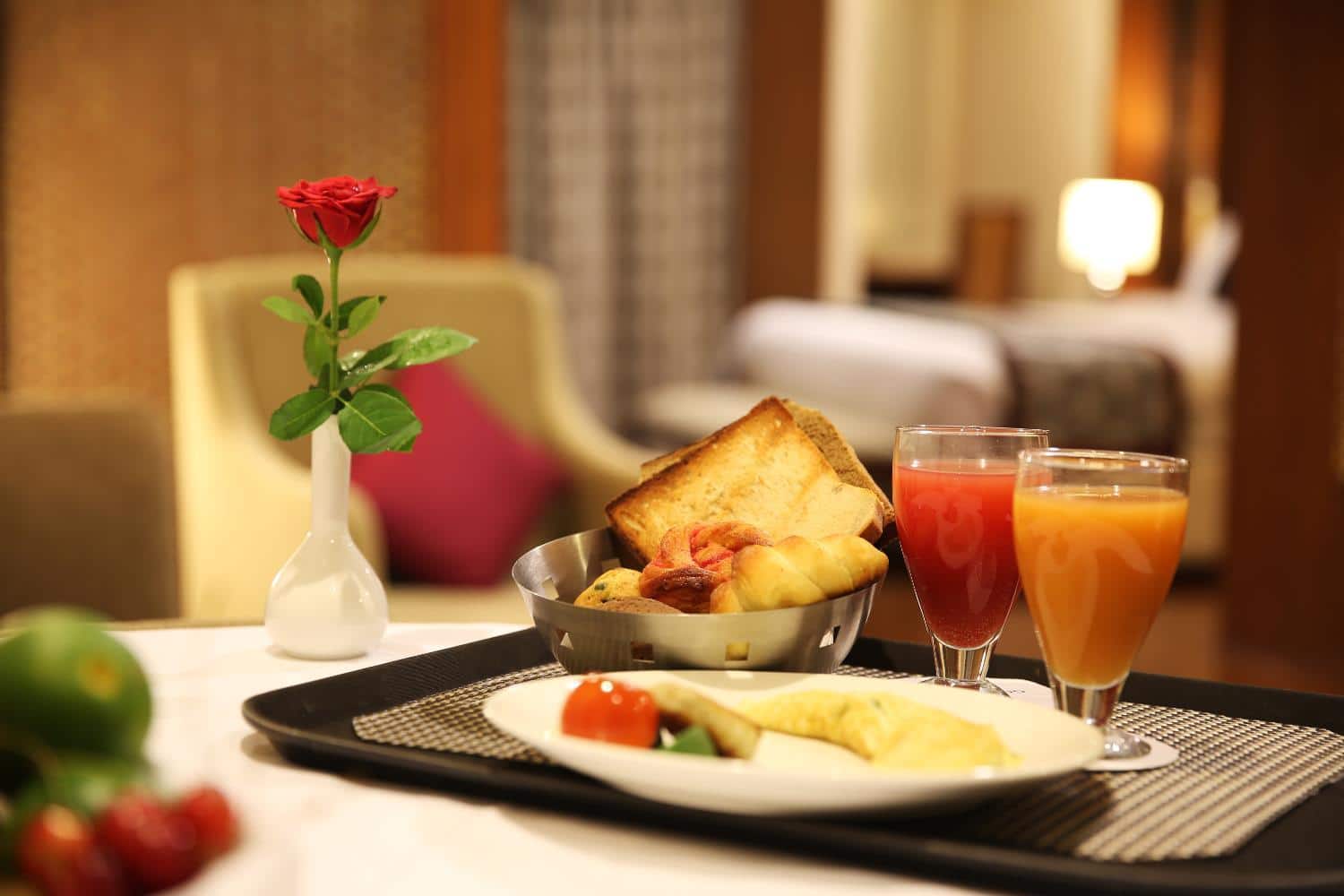 Golden Tulip Jaipur - Breakfast
