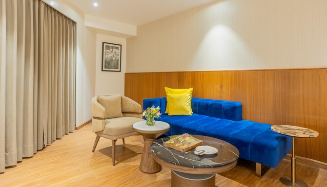 Golden Tulip Jaipur - DELUXE SUITE