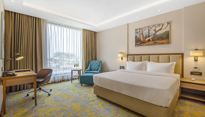 Golden Tulip Jalandhar - Rooms