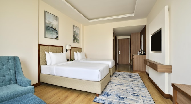 Golden Tulip Jalandhar - Deluxe Twin