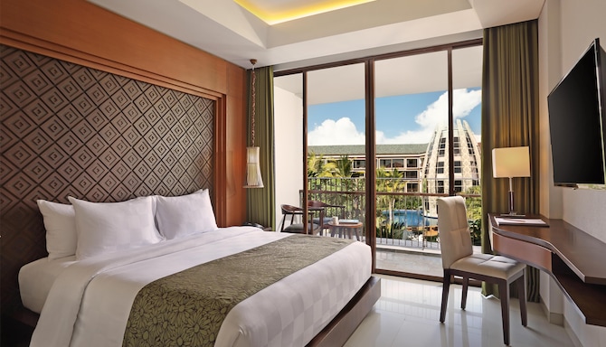 GOLDEN TULIP JINENG RESORT BALI - Deluxe Room - Pool View