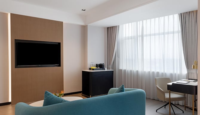Golden Tulip Kin-Oasis Kinshasa - Junior Suite View