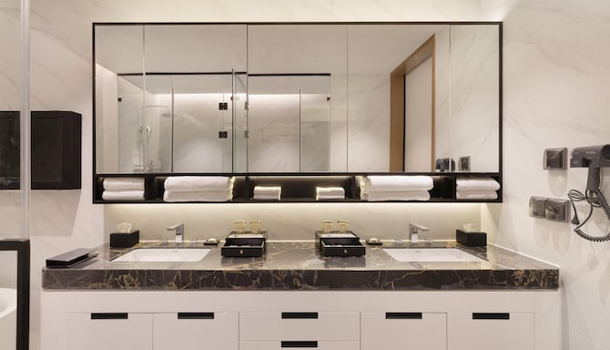 Golden Tulip Kin-Oasis Kinshasa - Presidential Suite bathroom