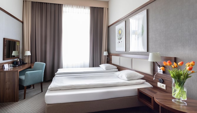 Golden Tulip Krakow City Center - Golden Tulip Krakow City Center