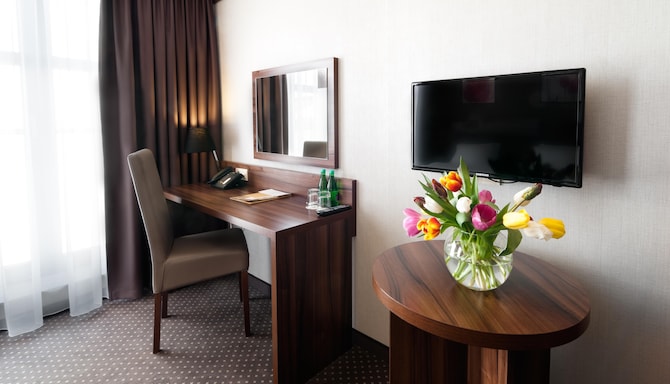 Golden Tulip Krakow City Center - Golden Tulip Krakow City Center 