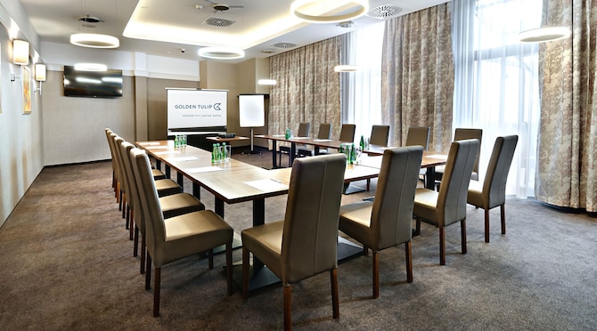 Tulip Conference Room