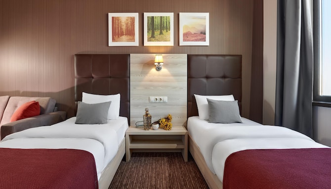 Golden Tulip Krasnodar - Standard Room 2 Single Beds