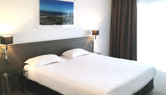Golden Tulip La Baule Hôtel & Résidence - Chambre Supérieure