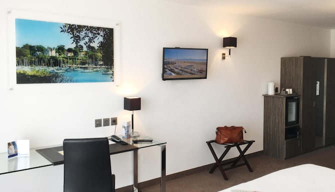 Golden Tulip La Baule Hôtel & Résidence - Chambre Supérieure