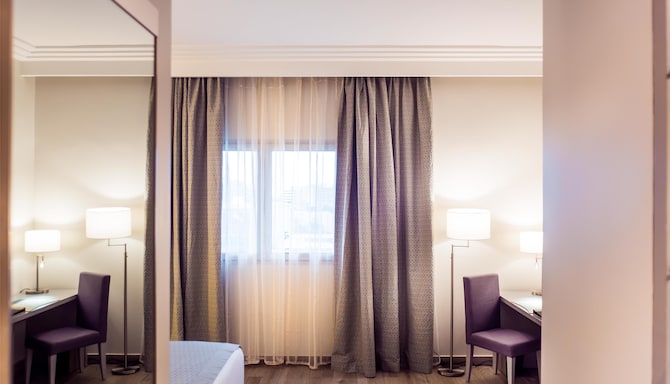 GOLDEN TULIP LE DIPLOMATE COTONOU - Superior Room