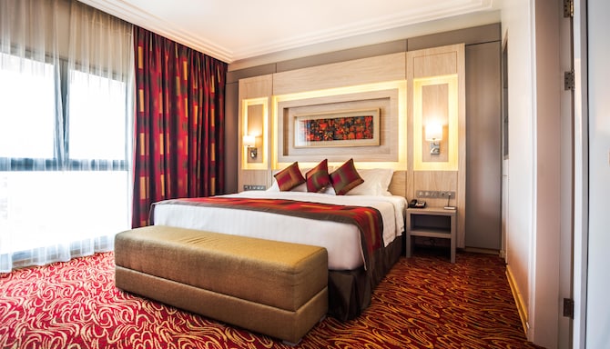 GOLDEN TULIP LE DIPLOMATE COTONOU - Golden Suite