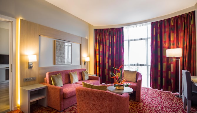GOLDEN TULIP LE DIPLOMATE COTONOU - Junior Suite