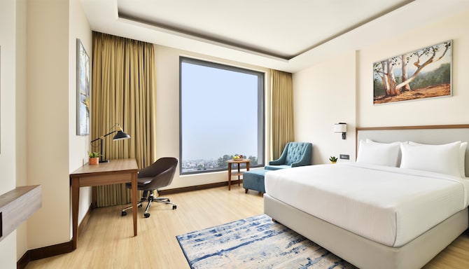 Golden Tulip Louvre Brand - GALLERY LIST