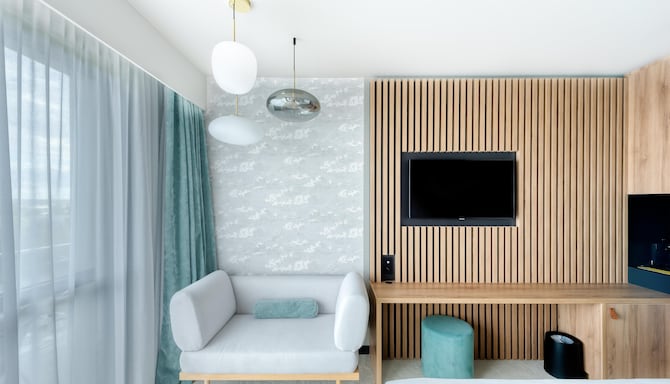 GOLDEN TULIP LYON OUEST TECHLID - Hotel & Spa - Chambres / Logements