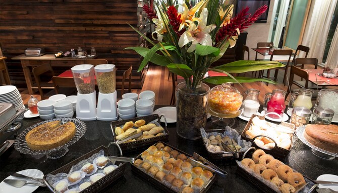 Golden Tulip Macae - Breakfast