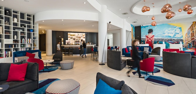 Golden Tulip Marseille Euromed - SLIDER LOBBY