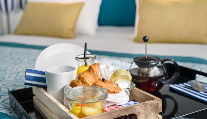 Golden Tulip Marseille Euromed - Room service