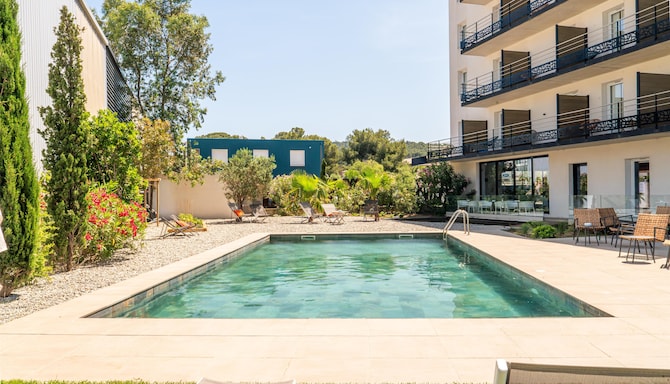 GOLDEN TULIP MARTIGUES – PROVENCE - golden tulip martigues