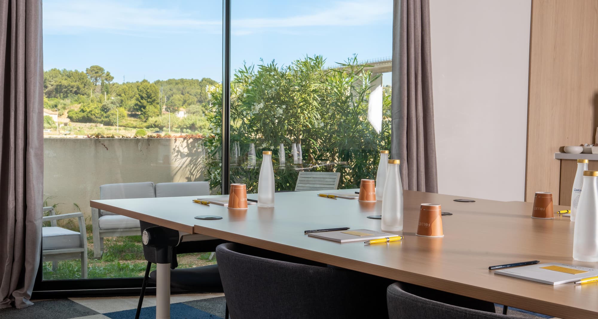 GOLDEN TULIP MARTIGUES – PROVENCE - Salle de réunion