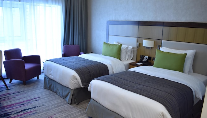 Golden Tulip Media Hotel - Deluxe Twin