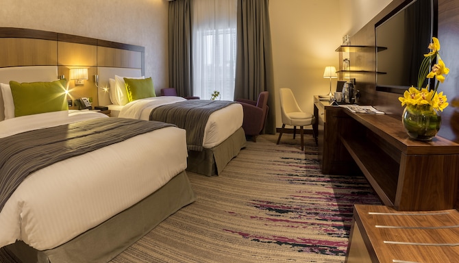 Golden Tulip Media Hotel - Deluxe Twin