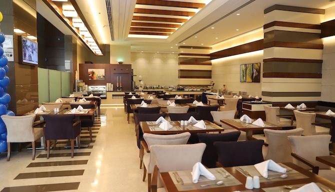 Golden Tulip Media Hotel - Symphoney