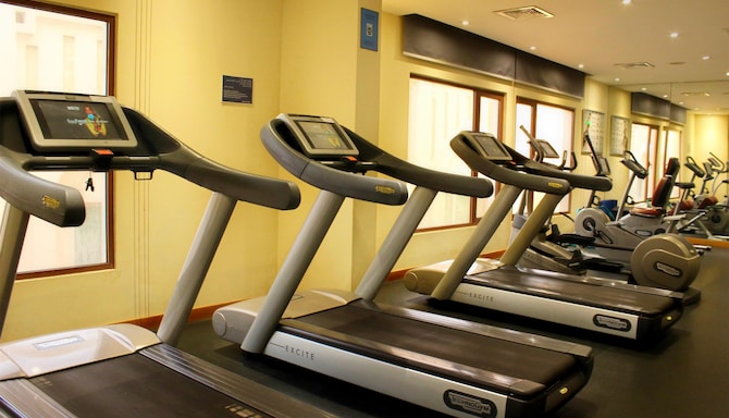 GOLDEN TULIP MUSCAT - Health club