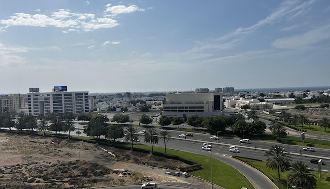 GOLDEN TULIP MUSCAT - View