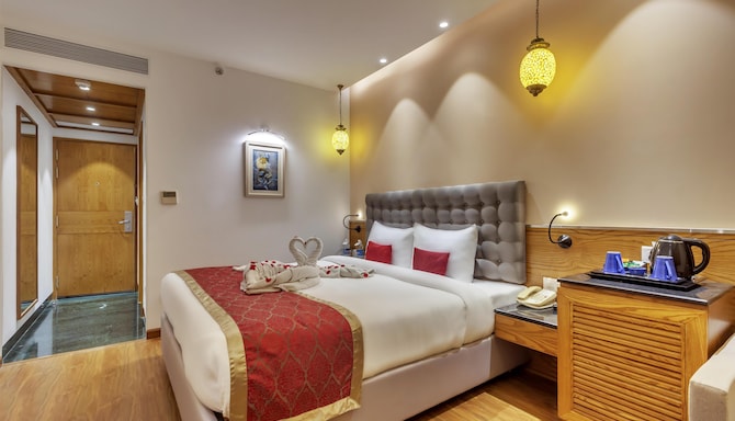 Golden Tulip Hari Nagar - Guest room