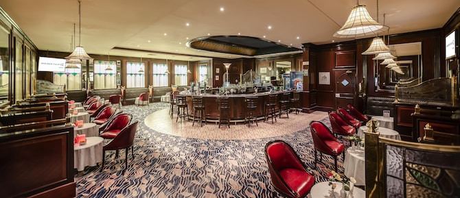Golden Tulip Nizwa - Al Wasit Bar