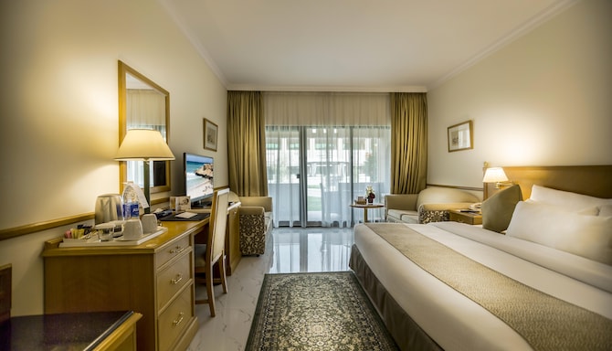 Golden Tulip Nizwa