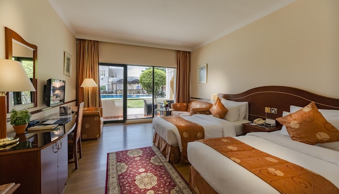 Golden Tulip Nizwa - Pool View Double Bed Room