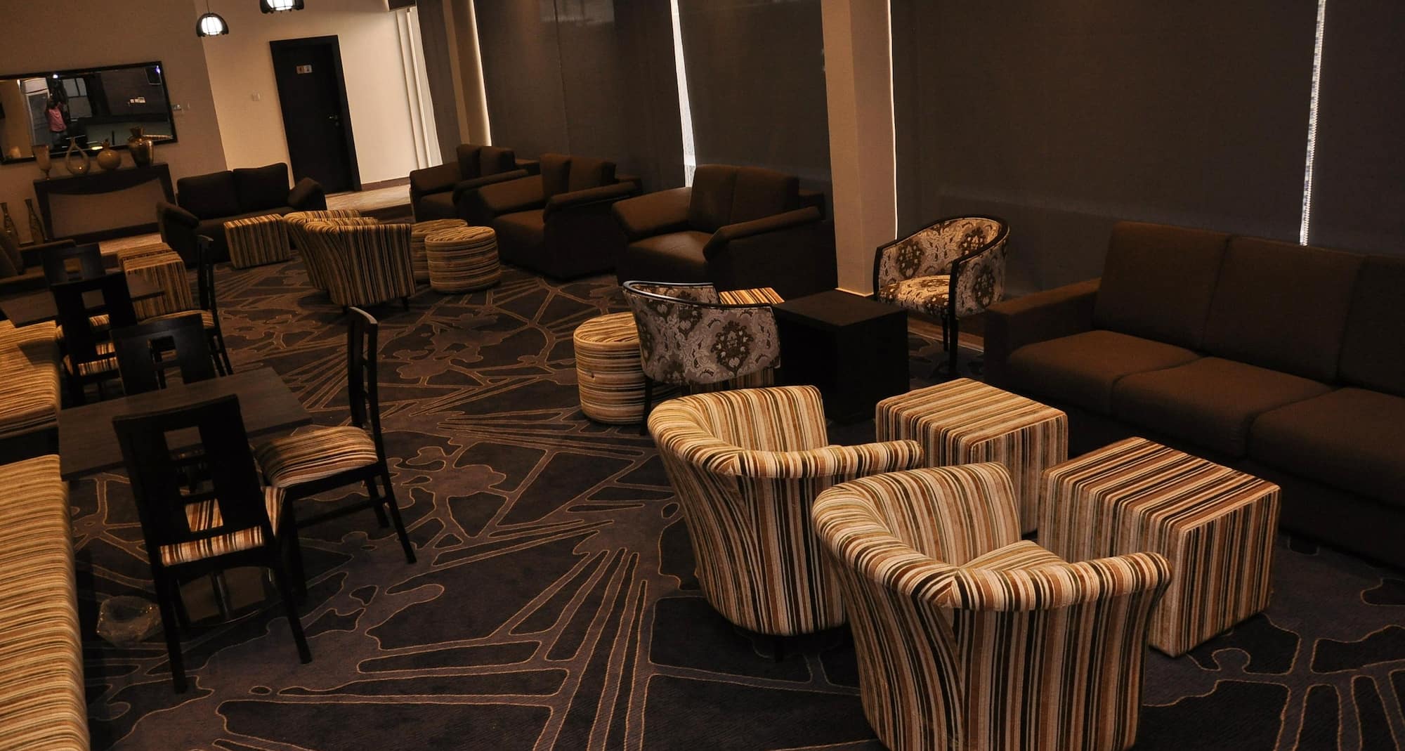 GOLDEN TULIP ONIRU SUITES - RESTAURANT