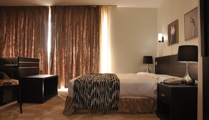 GOLDEN TULIP ONIRU SUITES - APARTMENT NGA