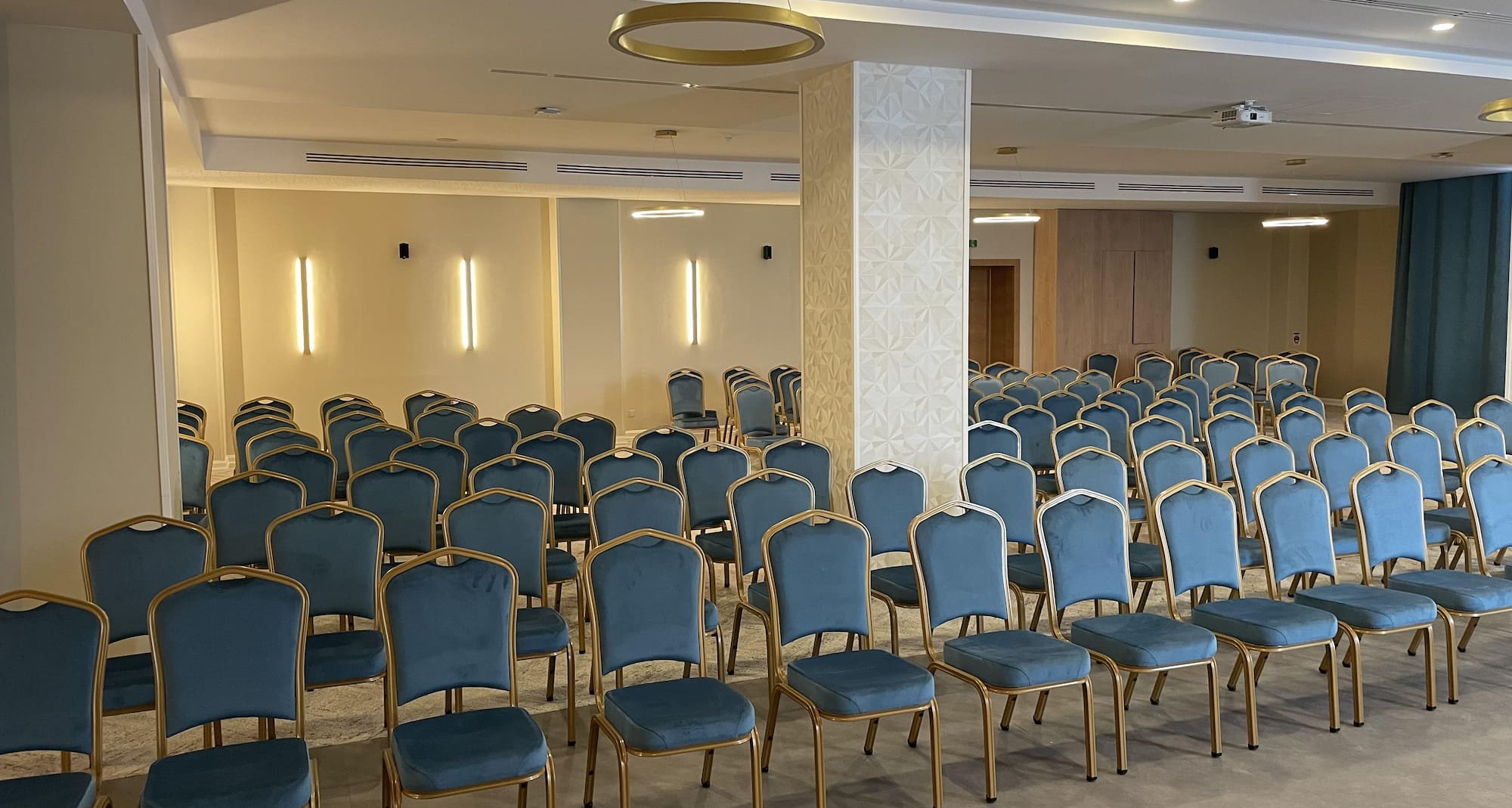 GOLDEN TULIP OPERA ALGER - قاعة حفلات كبيرة