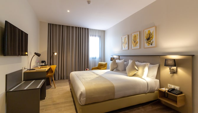 GOLDEN TULIP OPERA ALGERIS - IMG