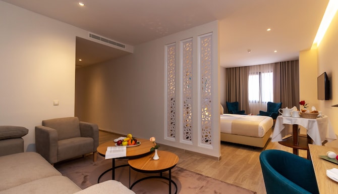 GOLDEN TULIP OPERA ALGERIS - IMG
