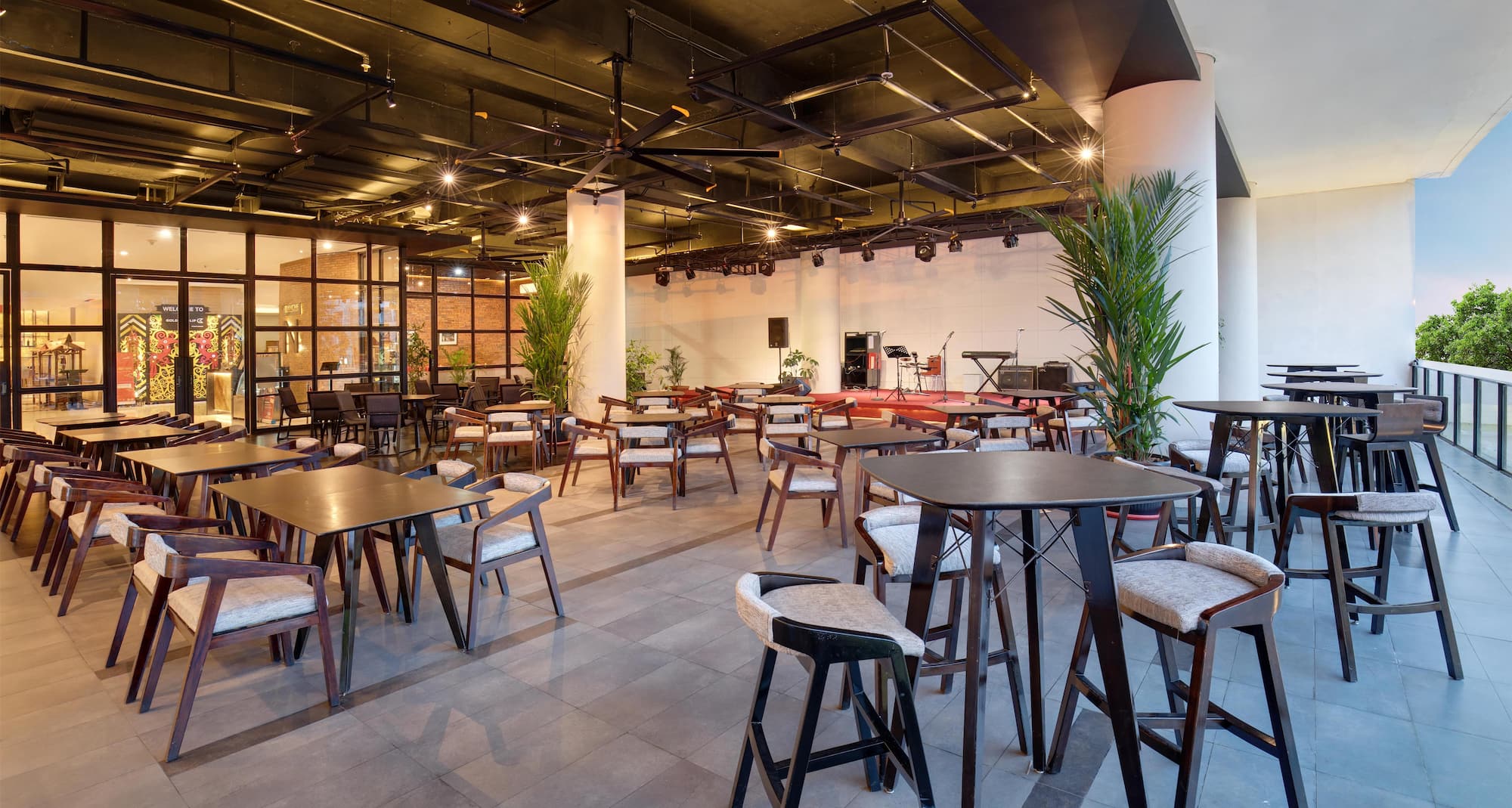 Golden Tulip Pontianak - Branche Restaurant