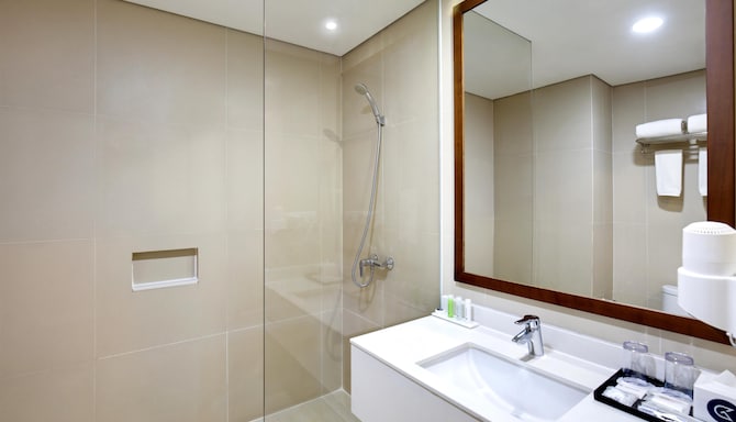 Golden Tulip Pontianak - Bathroom Deluxe