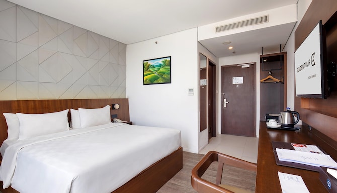 Golden Tulip Pontianak - Superior Queen