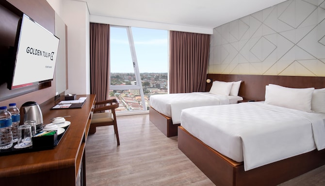 Golden Tulip Pontianak - Superior Twin