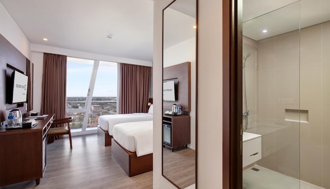 Golden Tulip Pontianak - Deluxe Twin