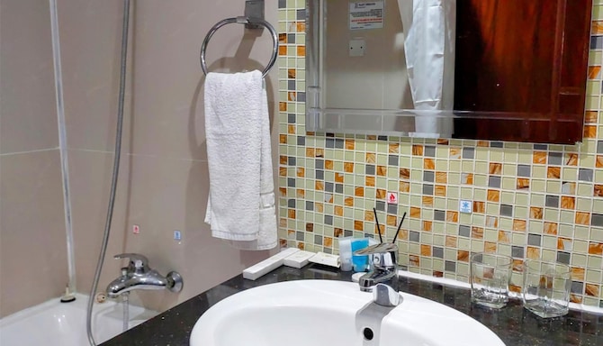 Golden Tulip Port Harcourt - tt