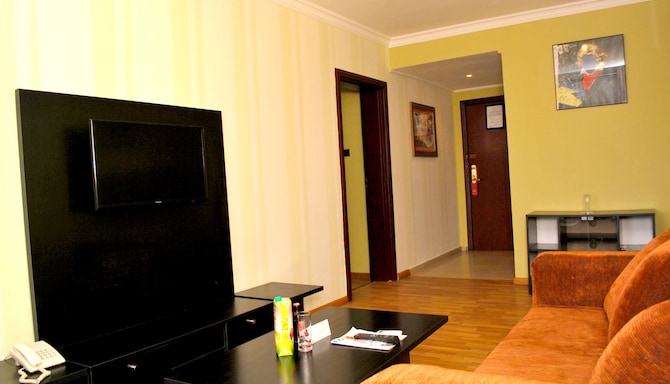 Golden Tulip Port Harcourt - Diplomatic Suite