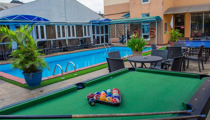 Golden Tulip Port Harcourt - Swimming Pool